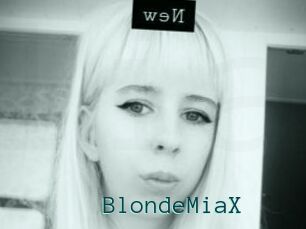 BlondeMiaX