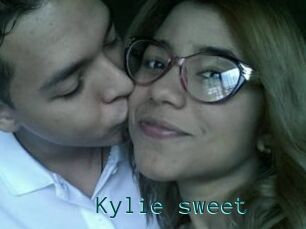 Kylie_sweet