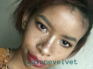 Lalunevelvet