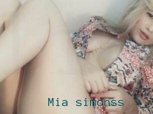 Mia_simonss