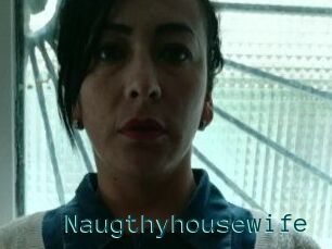 Naugthy_housewife