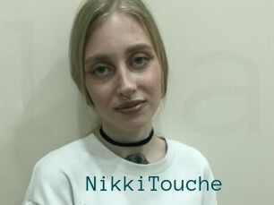 NikkiTouche