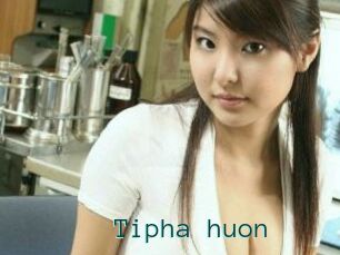 Tipha_huon