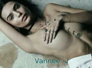 Vannee_J